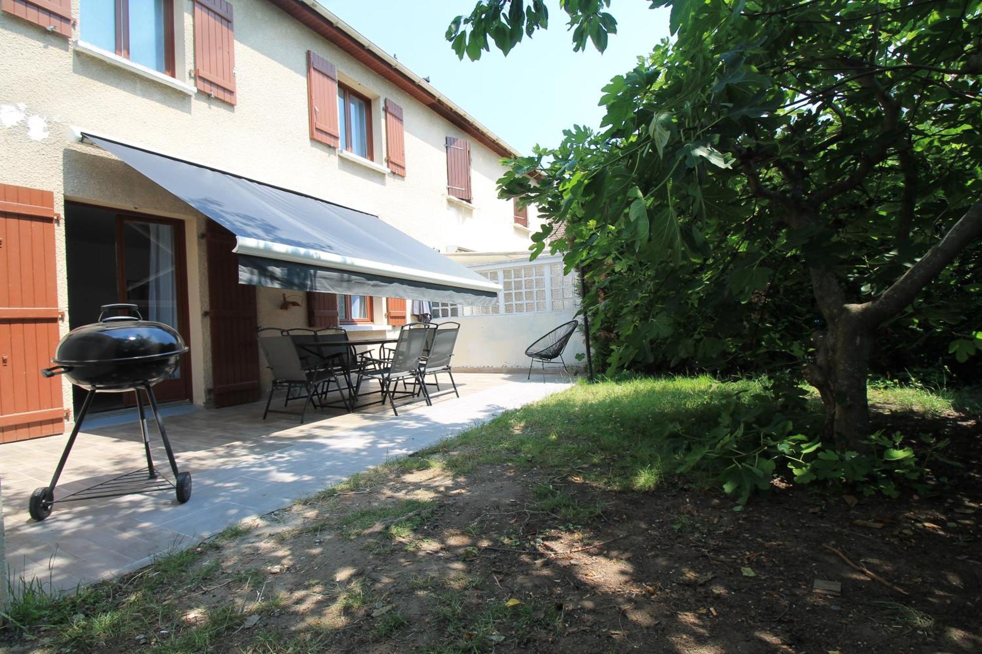 Parking Prive Gratuit - 15Mn Paris - Gare A Pied En 5Mn - Tout Equipee - Terrasse - Jardin - Stade De France - Casino D'Enghien - Hippodrome, Universite Эпине-сюр-Сена Экстерьер фото